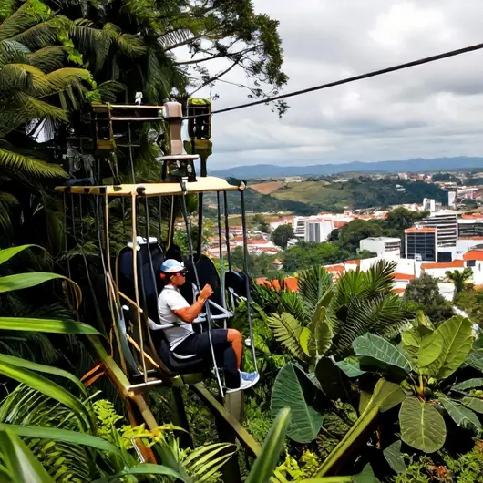 Aventura nas Alturas: Tirolesa em Porto Velho