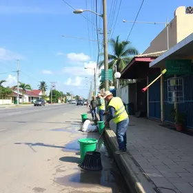 Porto Velho ganha novos ares com ações de limpeza em pontos que fazem parte da rotina da popu ações de limpeza em Porto Velho